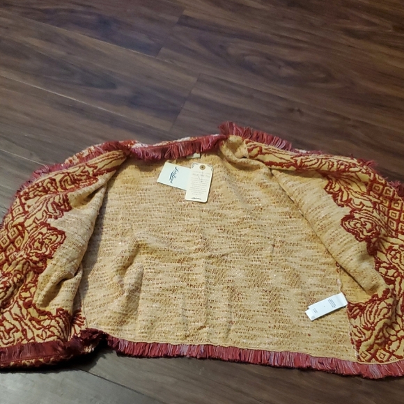 Lucky Brand Red and Cream Marled Pattern Fringe Trim Open Front Cropped Cardigan - Picture 5 of 10